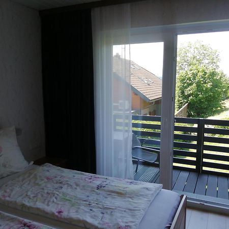 Hillside Rooms Portschach am Woerthersee Room photo